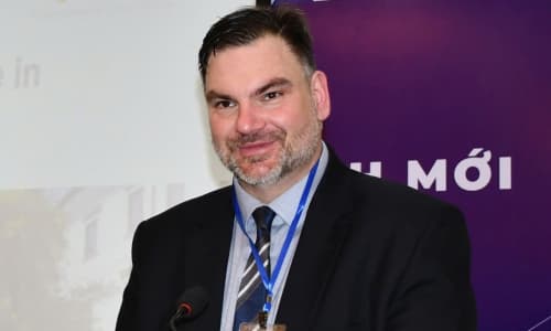 'Người dân không mua, thuê nổi nhà là bài học của các siêu đô thị'