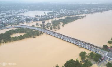 Lũ sông Hương qua đỉnh, mức ngập giảm dần