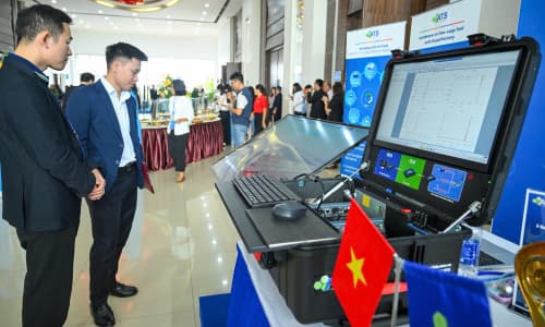 'Việt Nam nên phát triển AI có chủ quyền'