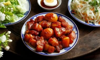 Vì sao không nêm nước mắm khi món ăn đang sôi?