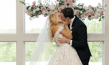 Cặp tình nhân nhịn hôn suốt 5 năm yêu