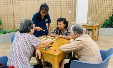 Vì sao dưỡng lão bán trú nở rộ?